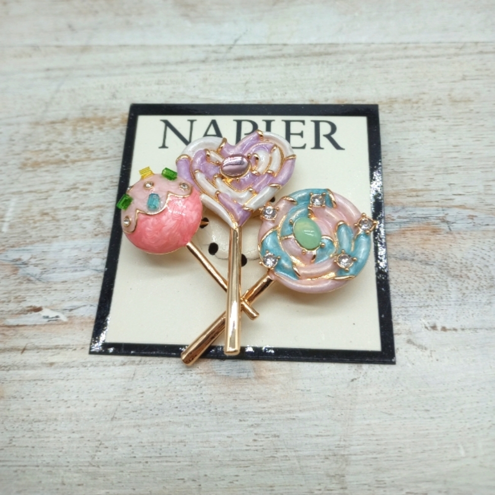 Napier Lollipop Pin